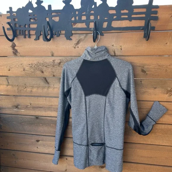 245.CHAMPION Women’s Athletic Gray 1/4 Zip Semi-Fitted Top - Picture 2 of 12